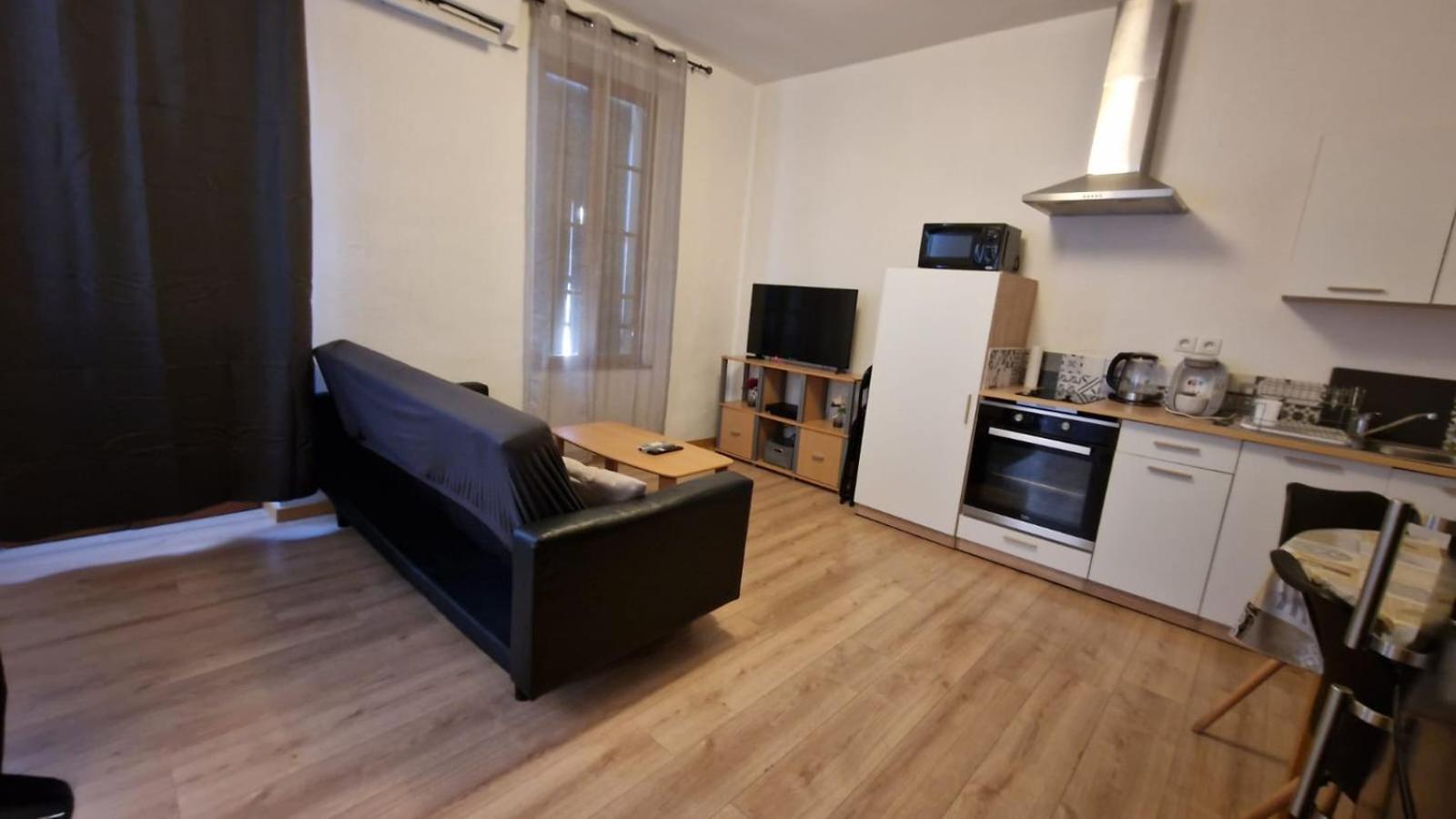 Appartement T2 Avec Balcon Proche Centre-Ville Narbonne Exterior photo